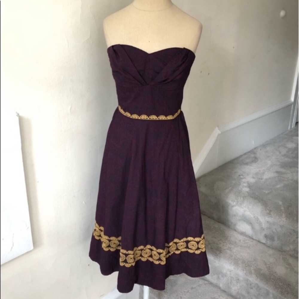 Anthropologie Girls From Savory Embroidered Strapless Cocktail Dress EUC Sz 4